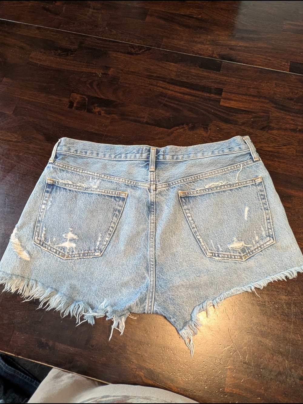 AGOLDE Parker Vintage Cutoff Distressed Denim Shorts, Women's 31 - Picture 9 of 12